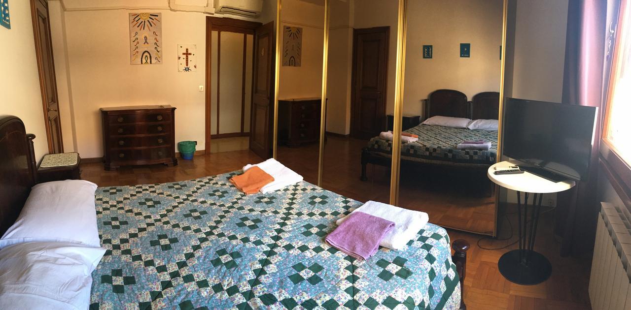 ホテルLa Vita E Bella ローマ エクステリア 写真